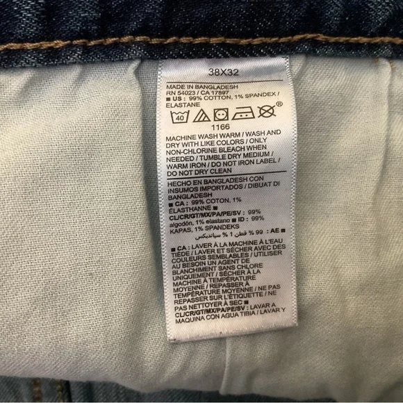 Old Navy Men’s Skinny Built In Flex Denim Distressed Jeans.  Size 38X32 - Picture 5 of 5